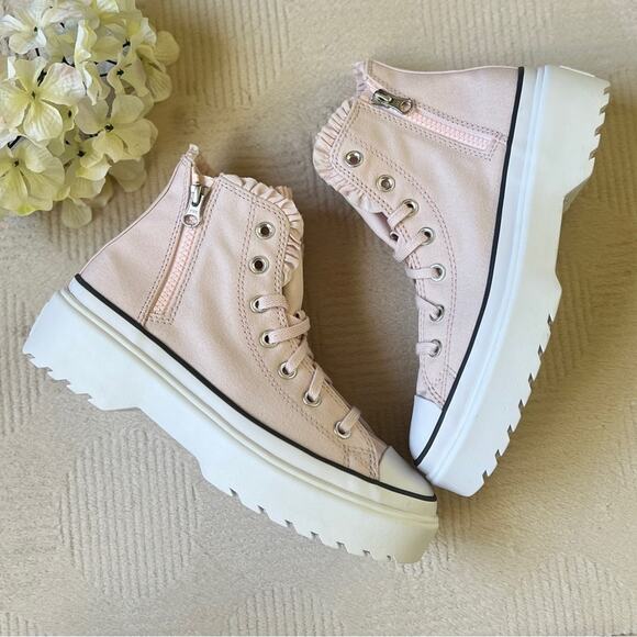 NEW Size 6Y Womens 7.5 Converse Chuck Taylor Lugged Lift High Pink Ruffle Shoe - Picture 2 of 10